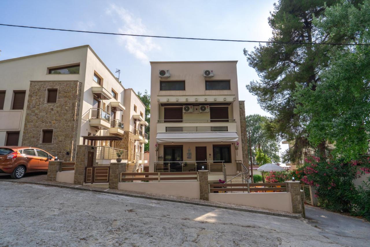 Νεφέλη-Σπίτι Ολόκληρο Για Αξέχαστες Διακοπές Στην Σιβηρη Apartman Szíviri Kültér fotó